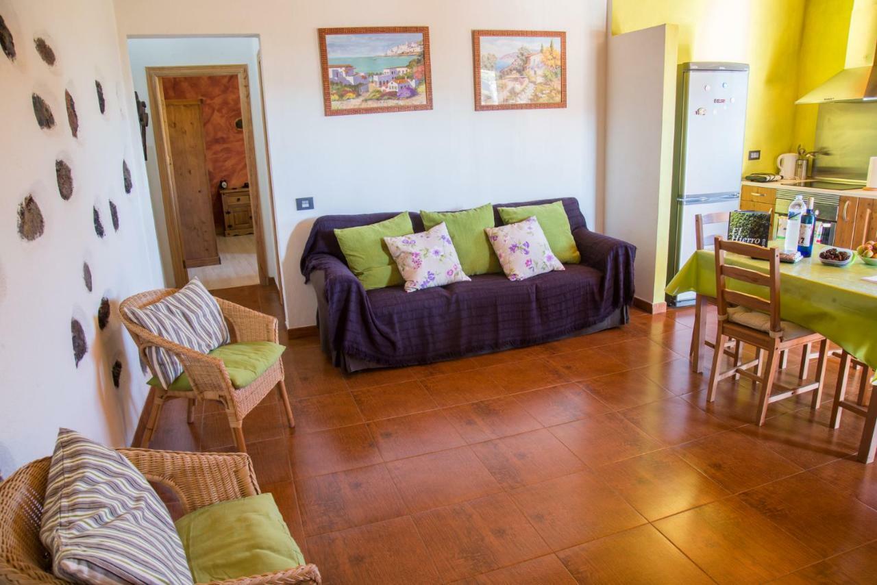 منزل الضيف لاس كاسَس  في La Casa Verde المظهر الخارجي الصورة
